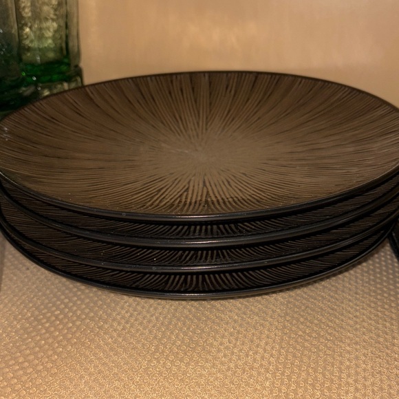Elegant Brown Striped Dinner Plate set of 8 - Picture 3 of 3